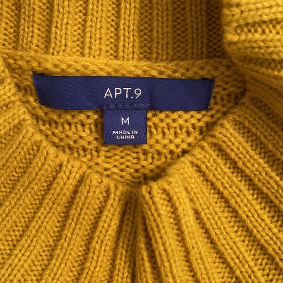 Apt 9 Chartreuse Knit Sweater - Picture 4 of 4